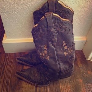 Vintage Corral Cowboy Boots